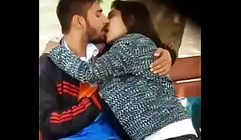 जोड़ा, कॉलेज