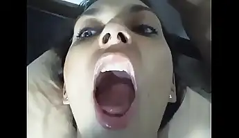 निगलना